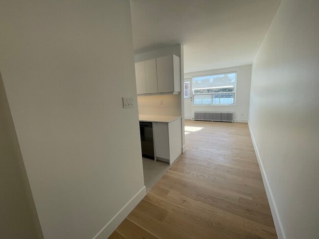 Building Photo - 56 Eccleston Drive