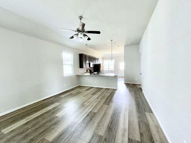Building Photo - 4238 Freeboard Ln