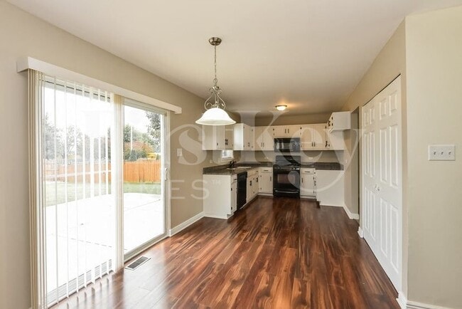 Foto del edificio - 1410 Wood Duck Ln