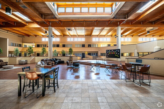 Interior Photo - Acadian Crossing