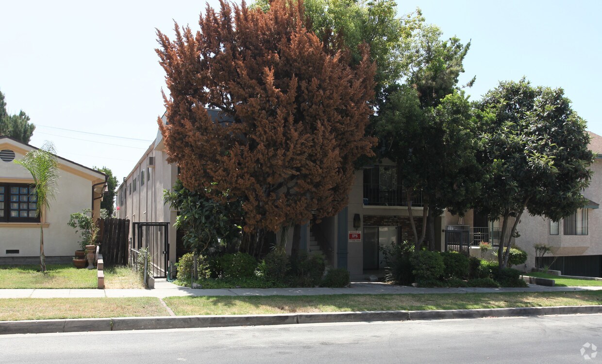 Foto del edificio - 620 E Santa Anita Ave