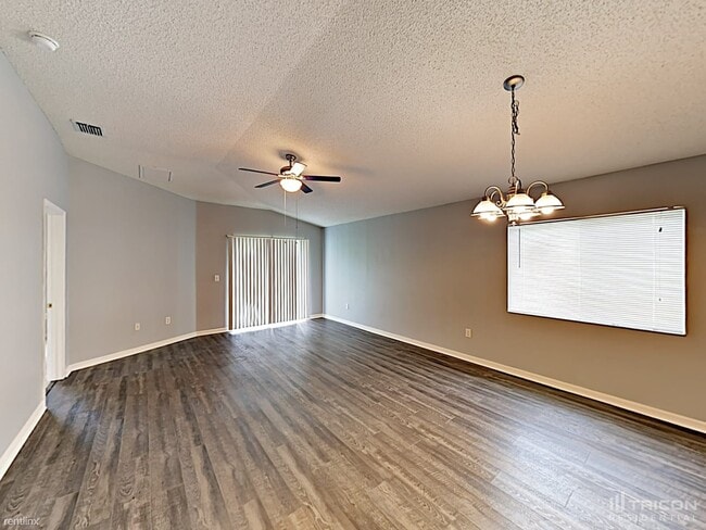Building Photo - 533 Scarlet Maple Ct