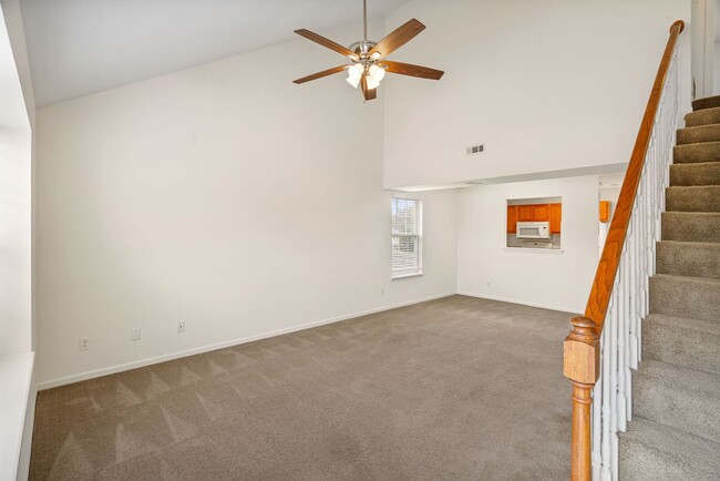 Building Photo - 3509-3511-3511 La Mesa Dr