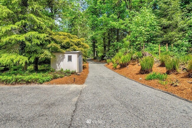 Front Driveway - 24313 SE 18th Plz