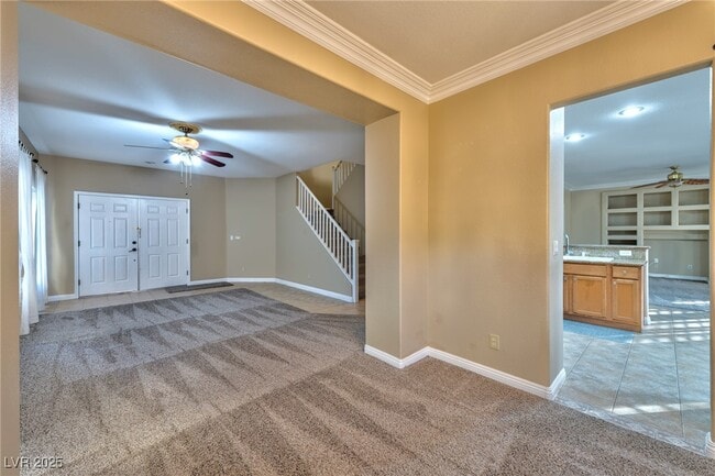 Foto del edificio - 809 Royal Birch Ln