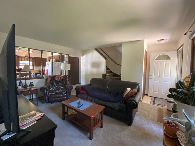Foto del edificio - 3BD Townhome in Hartridge