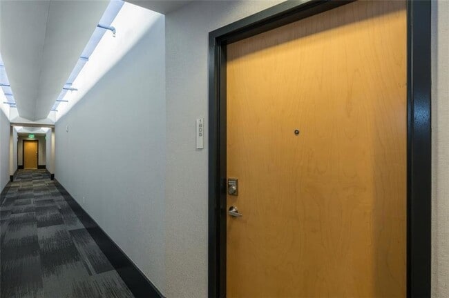 Photo - 943 Peachtree St NE Apartment