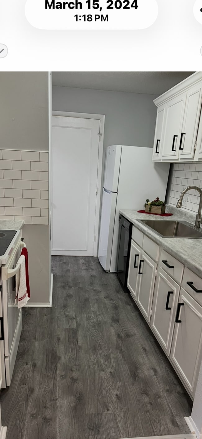 Building Photo - 5026 Sardis Rd