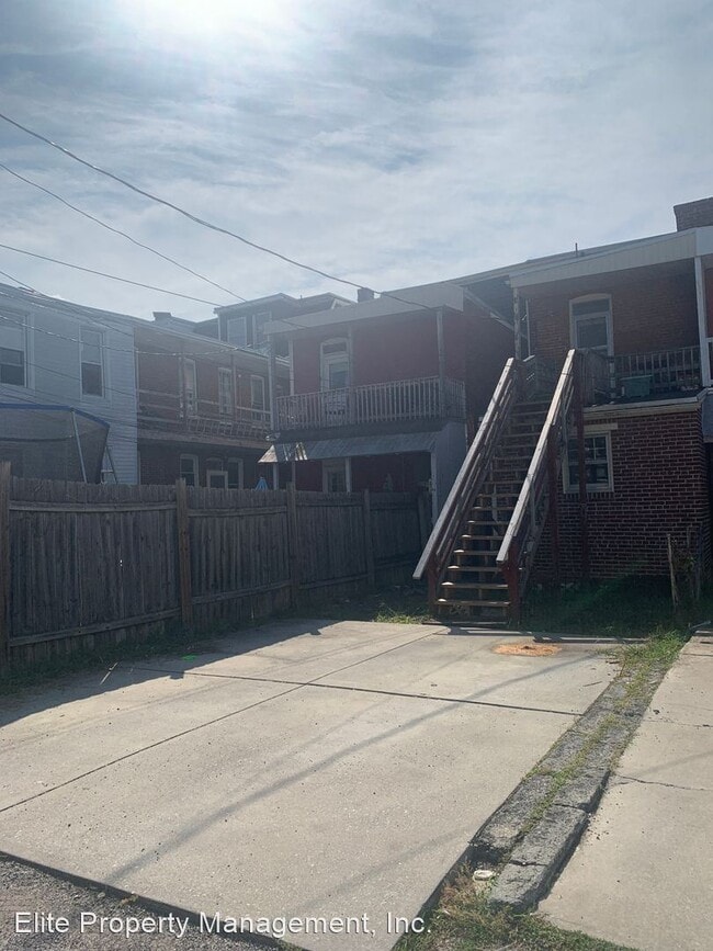 Building Photo - 1 br, 1 bath House - 1121 W Poplar St., Un...