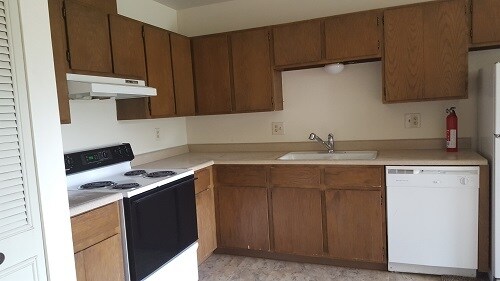 Foto del edificio - 705 E Drake Rd
