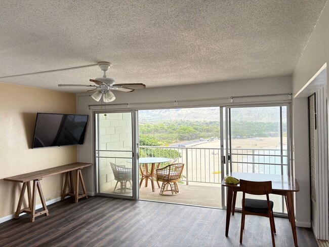 Building Photo - Makaha Shores - Two Bedroom