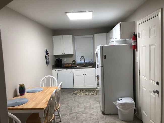 Kitchen - 1002 11th St