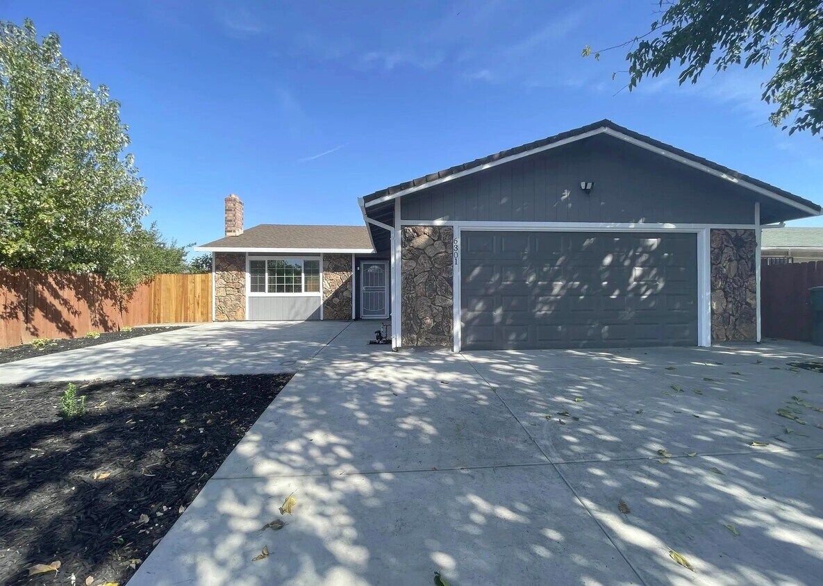 6301 Sunrise S Dr, Sacramento, CA 95824 House for Rent in Sacramento