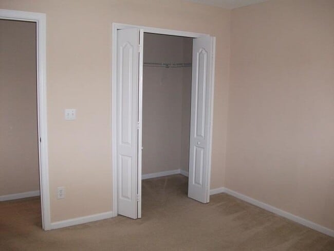 Building Photo - 9 Hannah Cole Dr