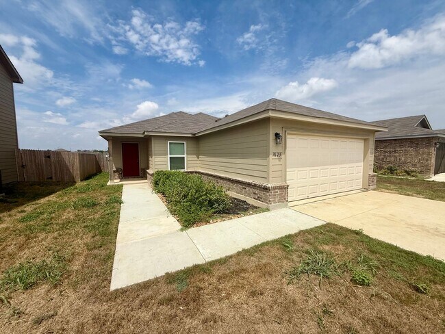 Charming 3-Bedroom Home Available for Rent... - Charming 3-Bedroom Home Available for Rent...