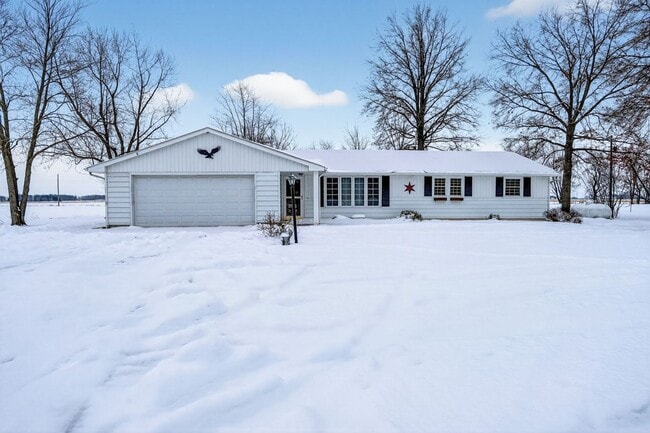 Building Photo - 20728 Old 24 E Rd