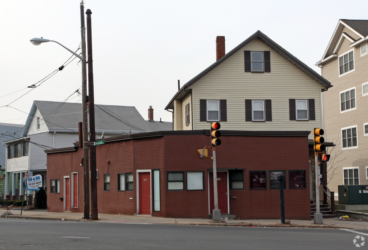 Building Photo - 244-248 Main St