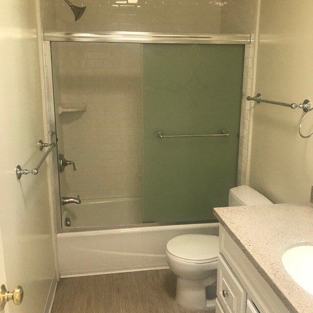 Bathroom - 1505 Corinth Ave