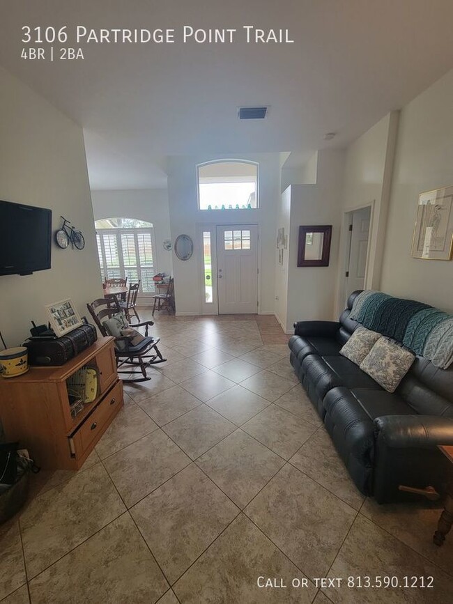Building Photo - Beautiful Twin Lakes Pool Home