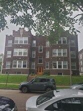 Building Photo - 324 Laurel St