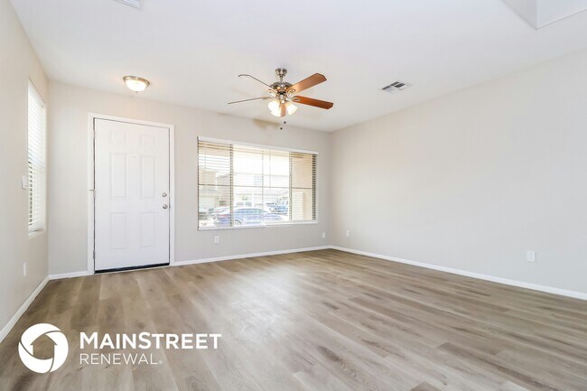 Building Photo - 2837 S 63rd Dr