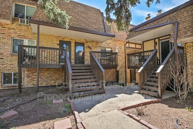Foto del edificio - 1390 Everett Ct