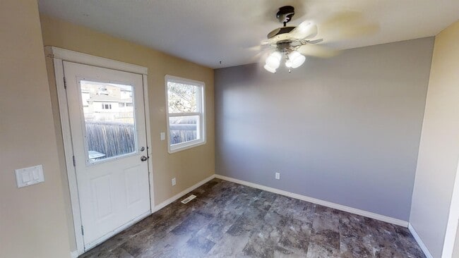 Building Photo - 9612-990A 90a St