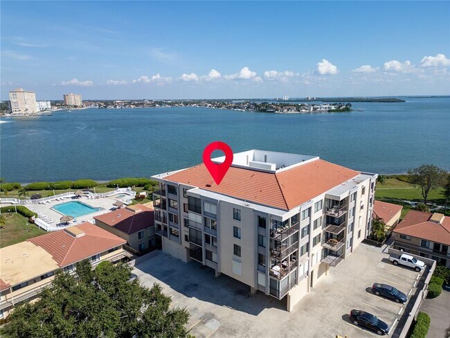 Building Photo - 6158 Palma Del Mar Blvd S