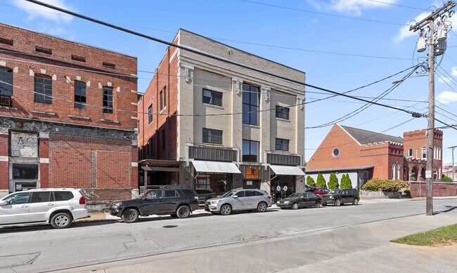 Front of building facing Rossville Avenue - 1617 Rossville Ave