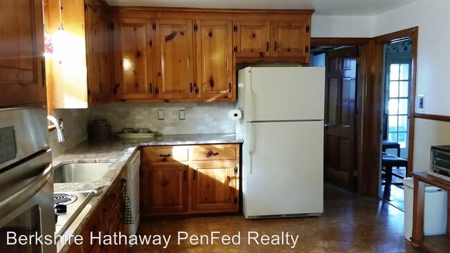 Foto del edificio - 10015 Hobby Hill Rd