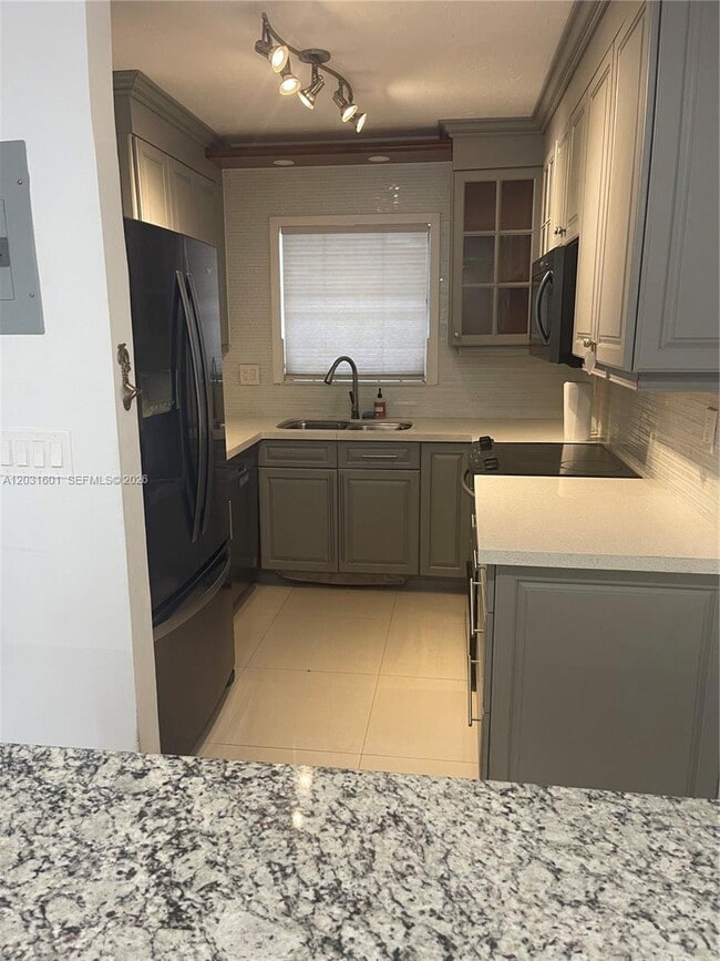 Foto del edificio - 7505 SW 82nd St