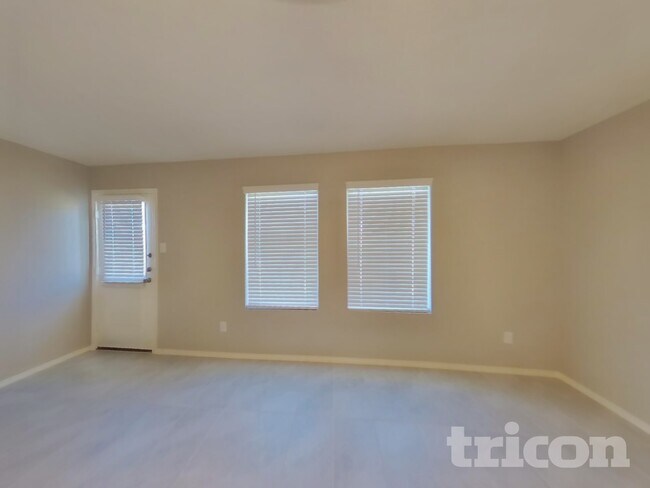 Building Photo - 1712 Clairborne Ct