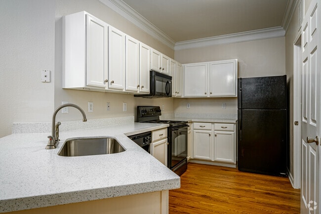 1BR, 1BA - 987SF - Villas at Cypresswood