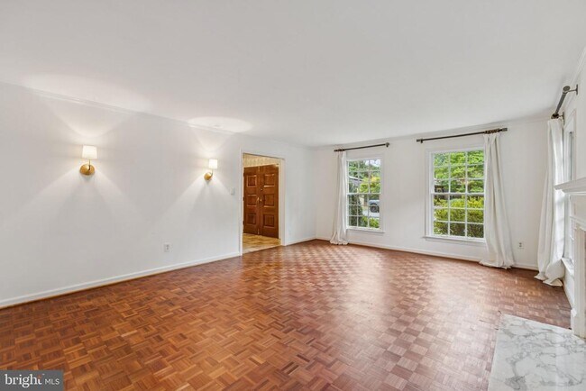 Foto del edificio - 4033 41st St N