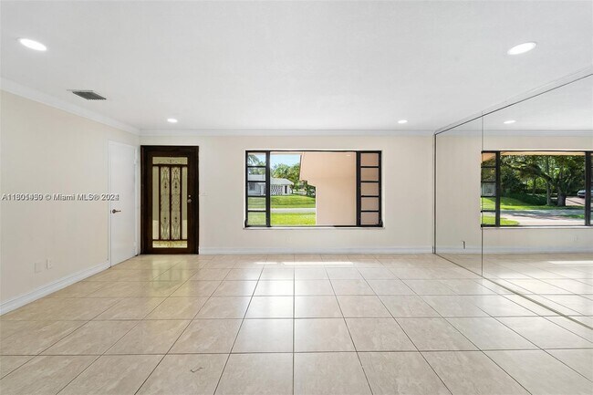Building Photo - 9835 SW 76th St