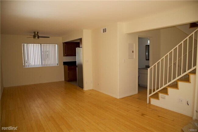 Foto del edificio - 2 br, 2 bath Townhome - 1440 260th Street,...