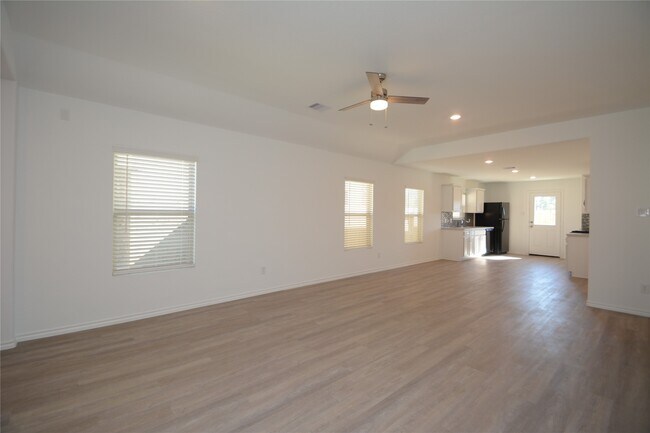 Foto del edificio - 1319 Winding Willow Dr