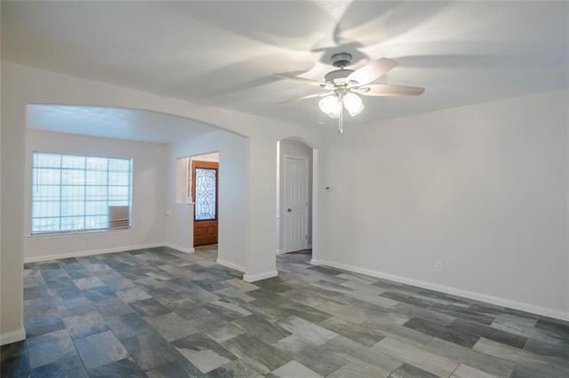Building Photo - 3148 Touraine Dr