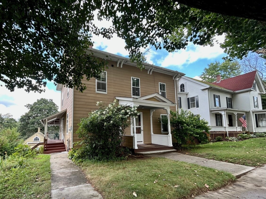 Exterior Front - 692 Main St