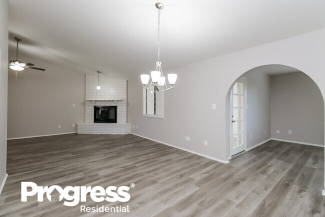 Foto del edificio - 6243 E Inglewood St