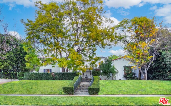 Foto del edificio - 804 N Linden Dr