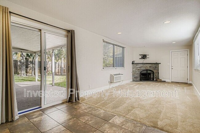 Foto del edificio - 2400 Pontiac St