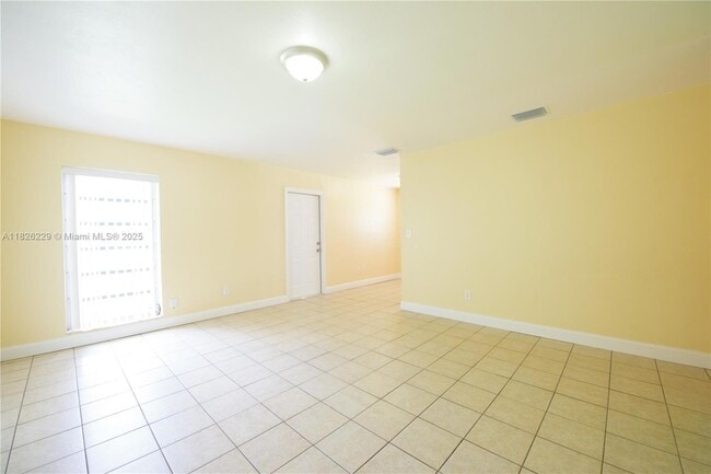 Building Photo - 15410 SW 295th St