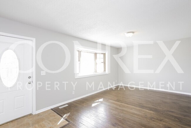 Building Photo - 700 Kountry Ln
