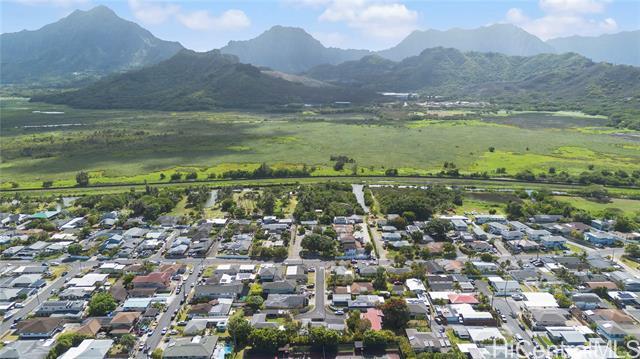 Building Photo - 678 Kihapai St