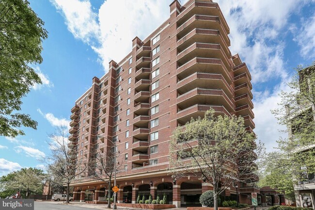 Building Photo - 1276 N Wayne St