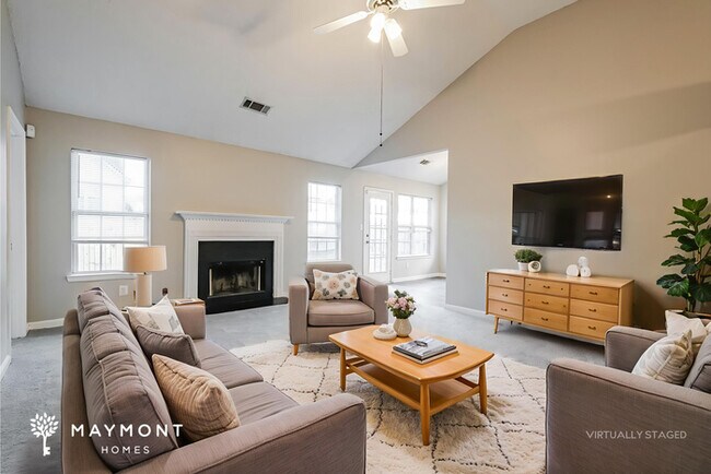 Foto del edificio - 1045 Meadow Glen Cir