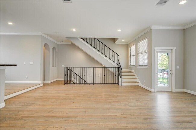 Foto del edificio - 5510 Blossom St