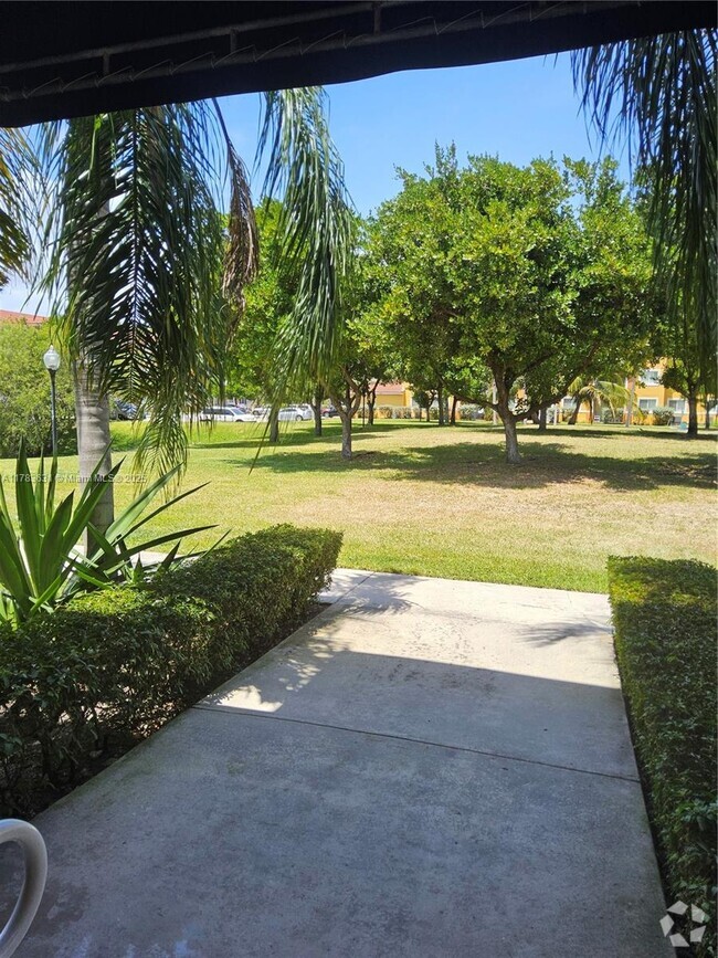 Building Photo - 20930 SW 87th Ave