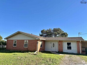 Building Photo - 28 Cannan Dr